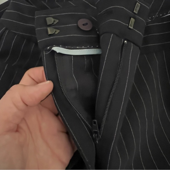 Lands’ End women’s strip dress pants. - Picture 4 of 5